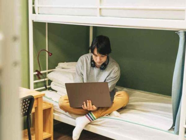 Nox Hostel : photo 2 de la chambre lit dans dortoir pour hommes de 4 lits