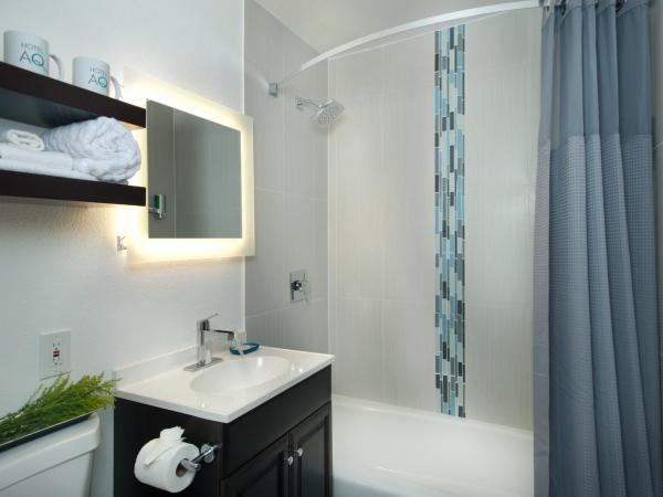 Hotel Aqua Mar : photo 3 de la chambre chambre lit queen-size