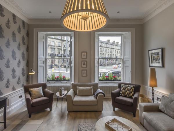 Haymarket Apartments : photo 5 de la chambre suite lit king-size