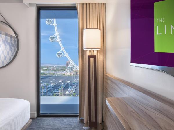 The LINQ Hotel and Casino : photo 3 de la chambre chambre de luxe avec 2 lits doubles - vue sur high roller