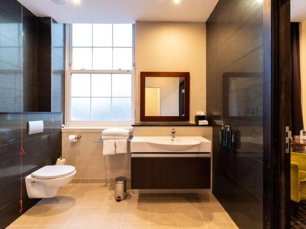 DoubleTree by Hilton London - West End : photo 2 de la chambre chambre lits jumeaux - pour personnes à mobilité réduite