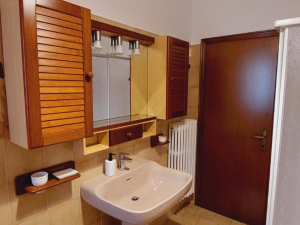 Antonia's Guest House : photo 1 de la chambre chambre double avec balcon