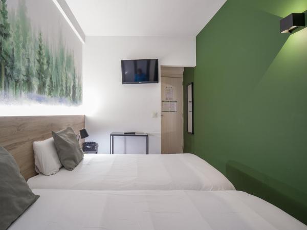 Glaner Hotel Cafe : photo 4 de la chambre chambre lits jumeaux