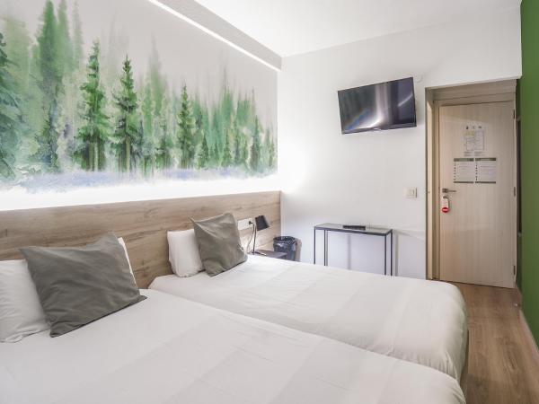 Glaner Hotel Cafe : photo 3 de la chambre chambre lits jumeaux