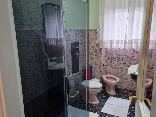 B&B Cavaliere : photo 6 de la chambre chambre double ou lits jumeaux avec salle de bains privative externe