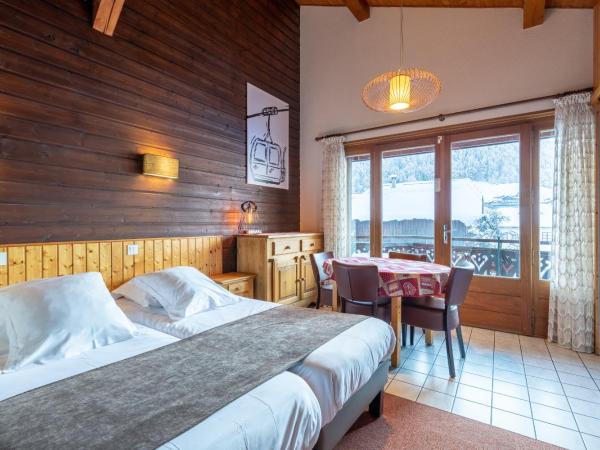 Hôtel Les Côtes, Résidence Loisirs et Chalets : photo 10 de la chambre suite familiale (4 adultes)