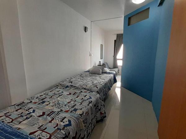 HOMEY-Don Mueang Airport Hostel : photo 2 de la chambre chambre double avec toilettes communes