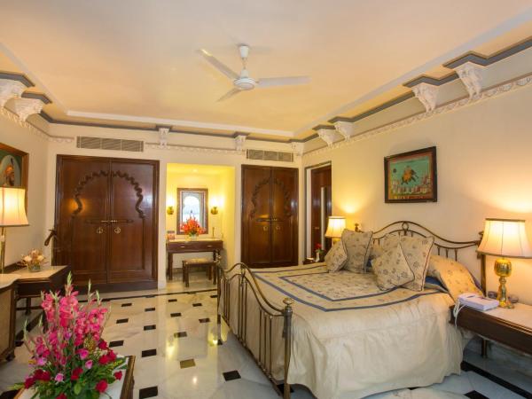 Shiv Niwas Palace by HRH Group of Hotels : photo 3 de la chambre suite avec terrasse meublée