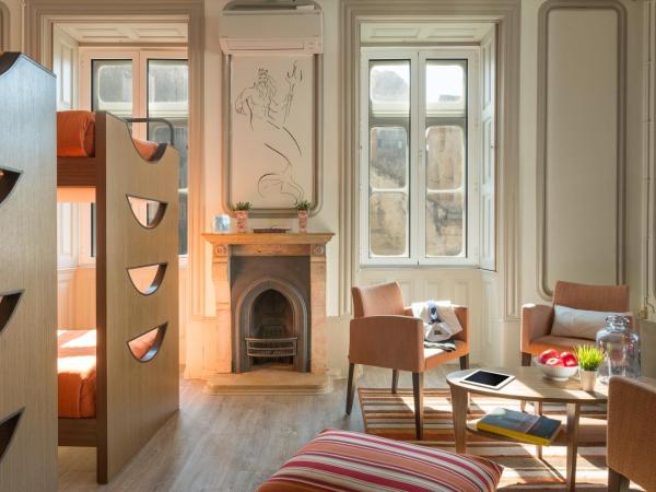 Serenata Hotel & Hostel Coimbra : photo 1 de la chambre dortoir mixte de 6 lits