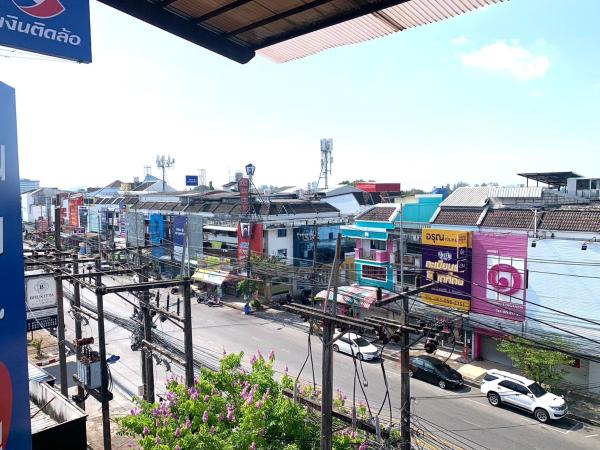 Lub Sbuy Hostel : photo 3 de la chambre lit dans dortoir mixte de 6 lits