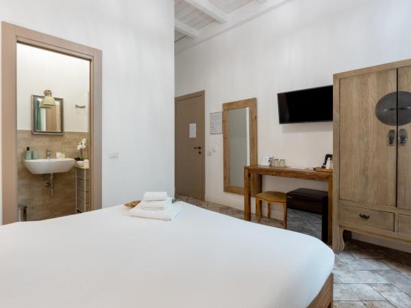 La Residenza Sul Largo : photo 10 de la chambre chambre double standard