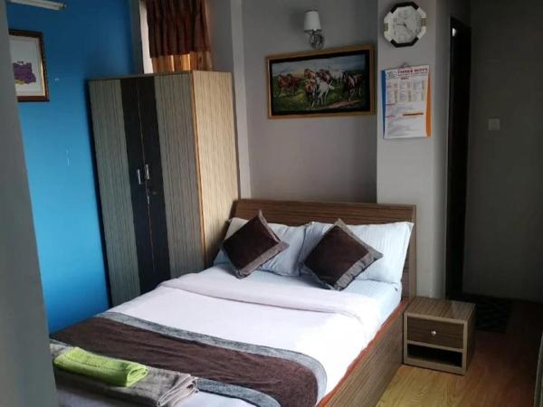 Three Brothers Apartment and Hotel : photo 2 de la chambre chambre double Économique