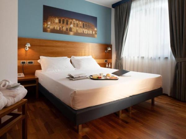 Best Western Hotel Fiera Verona : photo 2 de la chambre chambre lit king-size classique - non-fumeurs