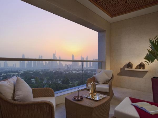 Raffles Dubai : photo 9 de la chambre chambre club raffles - vue panoramique sur dubaï