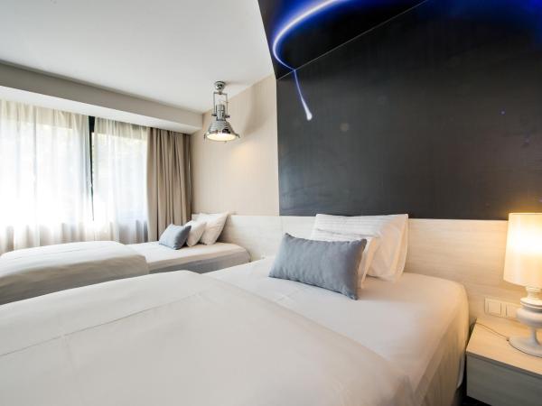 Science Hotel : photo 2 de la chambre chambre double avec 2 lits doubles