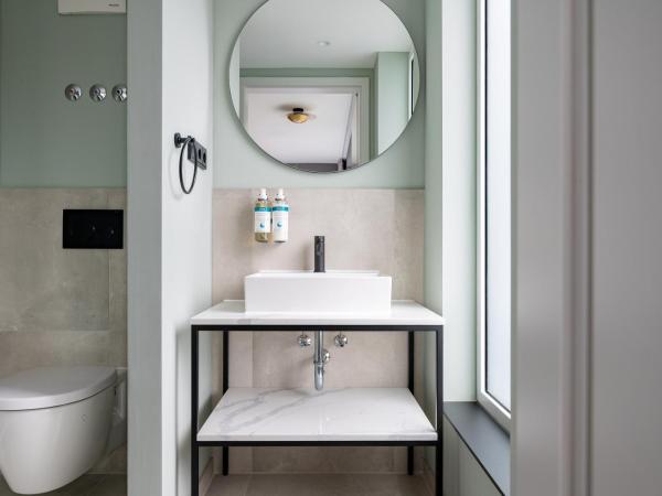 numa l Saga Apartments : photo 9 de la chambre medium studio with kitchenette