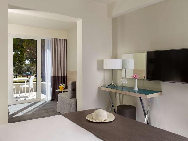 Park Plaza Belvedere Medulin : photo 3 de la chambre chambre familiale avec terrasse