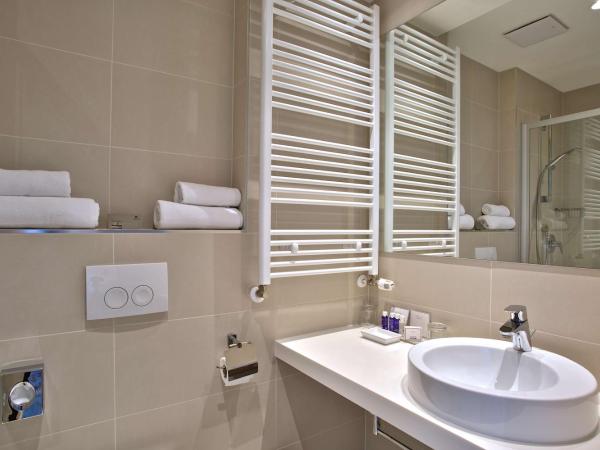 Park Plaza Belvedere Medulin : photo 3 de la chambre chambre double ou lits jumeaux supérieure