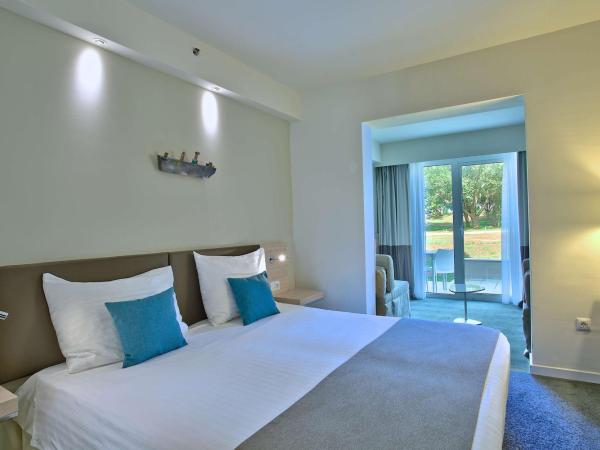 Park Plaza Belvedere Medulin : photo 9 de la chambre chambre familiale avec terrasse