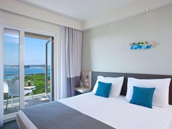 Park Plaza Belvedere Medulin : photo 8 de la chambre chambre double ou lits jumeaux supérieure avec balcon - côté mer