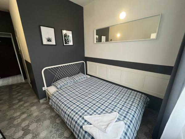 Grey Poznań Pokój z łazienką , Darmowy parking, Zameldowanie Bezobsługowe : photo 2 de la chambre chambre double avec salle de bains privative