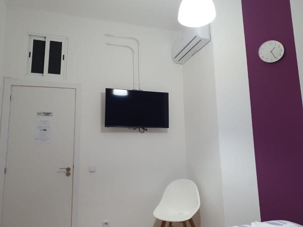 Hostal Abel Victoriano : photo 4 de la chambre chambre double avec salle de bains commune