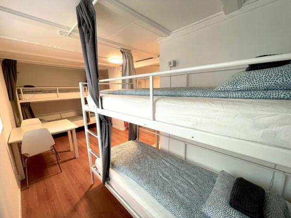 Central Economic Stavanger Brødregata : photo 9 de la chambre lit dans dortoir pour hommes de 4 lits