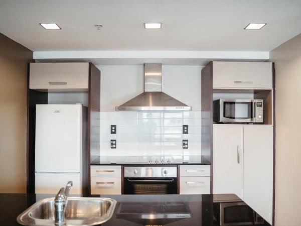 Auckland City Hotel - Hobson St : photo 4 de la chambre appartement en duplex