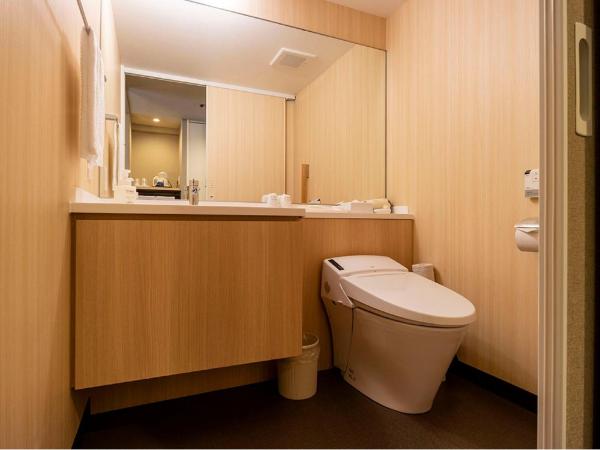 Maple Arima : photo 7 de la chambre chambre lits jumeaux standard avec salle de bains commune