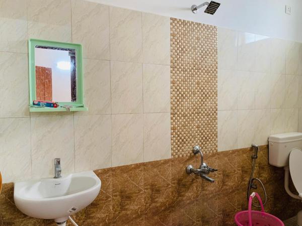 Ramkarthik villa guest house : photo 4 de la chambre suite familiale deluxe