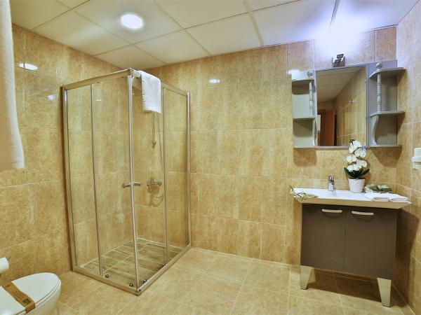 The Hera Premium Hotels : photo 4 de la chambre chambre double standard