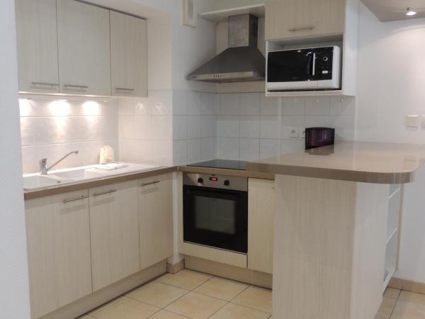 Lagrange Vacances - Résidence Jardin Mauresque : photo 6 de la chambre appartement supérieur (2-4 adultes)