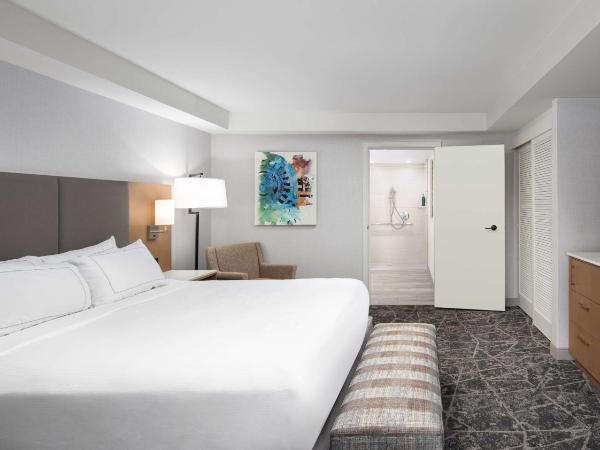 DoubleTree By Hilton Sacramento : photo 3 de la chambre suite lit king-size 2 chambres