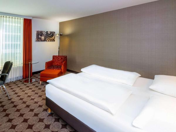 Mövenpick Hotel Nürnberg Airport : photo 2 de la chambre chambre lit king-size classique