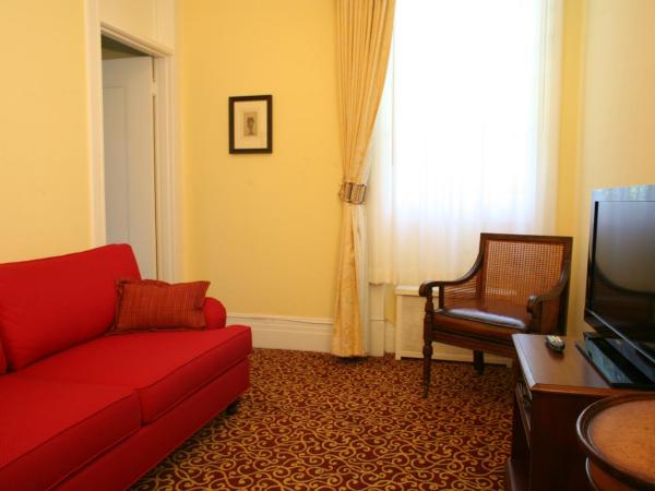 University Club of San Francisco : photo 7 de la chambre suite lit queen-size