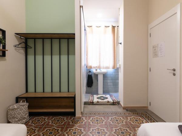 Bird House : photo 6 de la chambre chambre lits jumeaux avec salle de bains privative