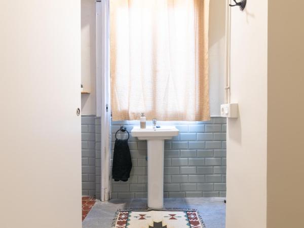 Bird House : photo 9 de la chambre chambre lits jumeaux avec salle de bains privative