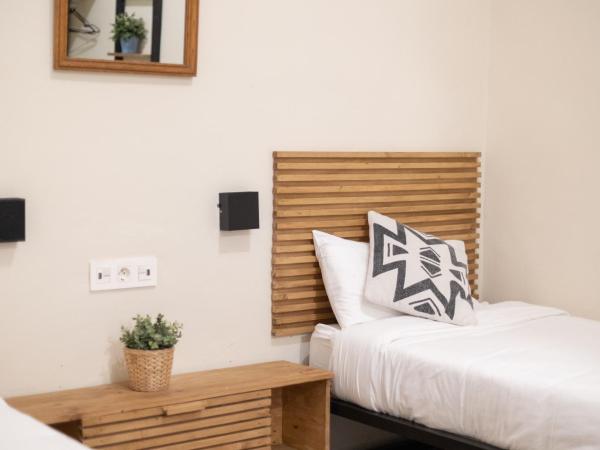 Bird House : photo 8 de la chambre chambre lits jumeaux avec salle de bains privative