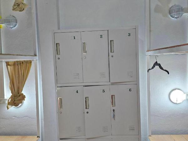 Say My Name : photo 3 de la chambre lit dans dortoir de 8 lits