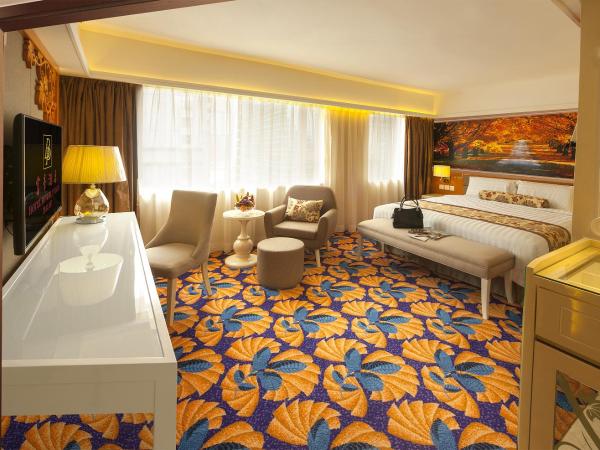 Hotel Beverly Plaza : photo 5 de la chambre chambres familiales attenantes 