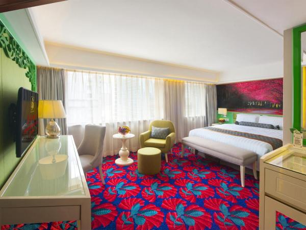 Hotel Beverly Plaza : photo 2 de la chambre chambres familiales attenantes 