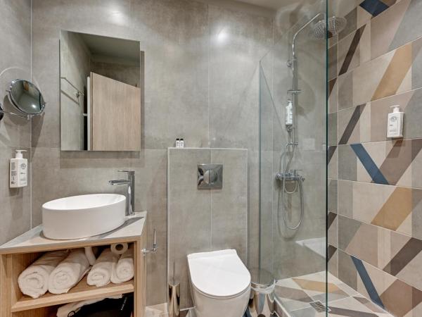 43 Ave : photo 9 de la chambre chambre deluxe double ou lits jumeaux