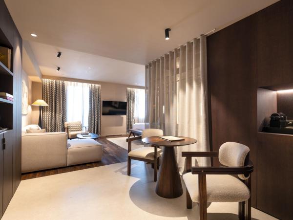 Hotel Villa Real, a member of Preferred Hotels & Resorts : photo 3 de la chambre grande suite