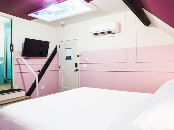 The Russell : photo 4 de la chambre room 3:4 - skylight king