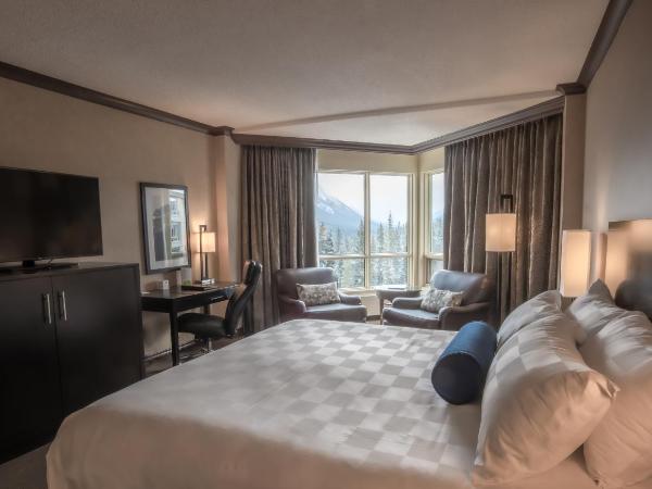 The Rimrock Resort Hotel Banff : photo 1 de la chambre chambre lit king-size deluxe avec vue