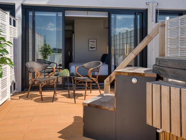 SOHO Hotel Auckland : photo 4 de la chambre suite avec jacuzzi