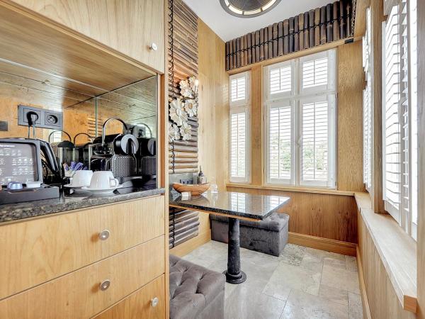 Mała Anglia Deluxe Rooms & SPA : photo 5 de la chambre chambre double supérieure