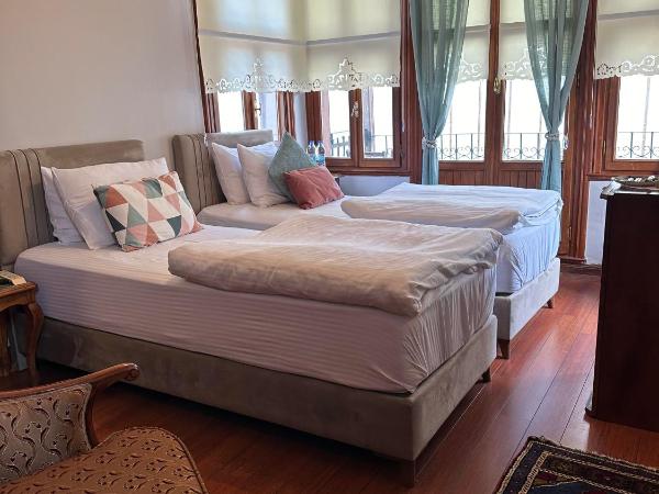 Ottoman Suites by Sera House : photo 3 de la chambre chambre double ou lits jumeaux standard avec balcon