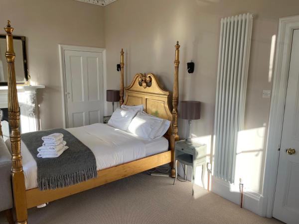 Number 17 Bath : photo 3 de la chambre four poster room with abbey view