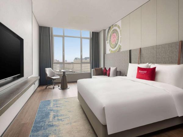 Ramada by Wyndham Qingdao Jiaodong International Airport : photo 1 de la chambre chambre lit king-size deluxe